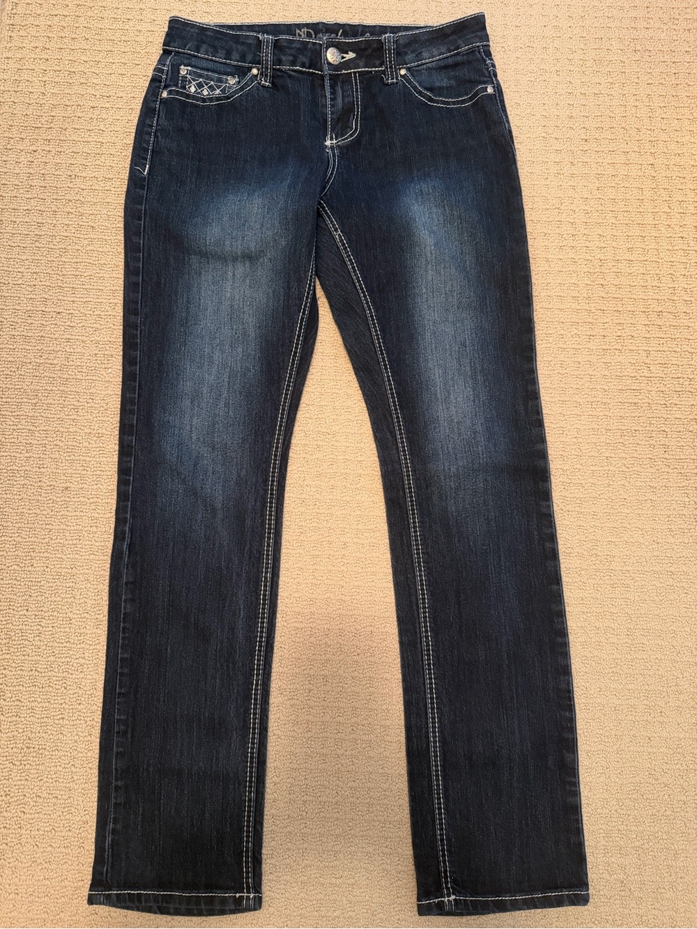 ND Weekend Women’s Straight Leg Jeans in Dark Indigo